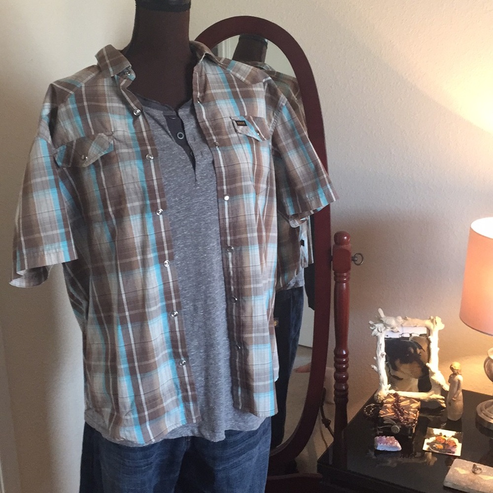 Like new Howler BROS snap down plaid shirt